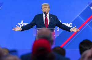 cpac-2024:-trump-impersonates-lost-biden-and-mocks-his-teleprompter-use-–-washington-examiner