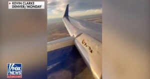 boston-bound-flight-makes-emergency-landing-after-wing-falls-apart-mid-air-(video)