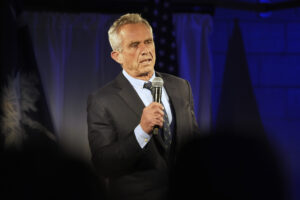 rfk-jr.-campaign-offers-‘afternoon-of-sailing’-contest-for-supporter-–-washington-examiner