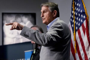 manchin-plays-coy-on-whether-joe-biden-or-nikki-haley-should-be-president-–-washington-examiner