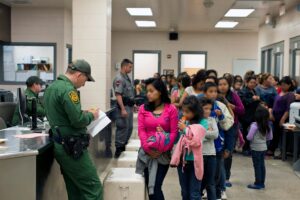 illegal-immigration,-ukraine,-and-the-economy-|-the-gateway-pundit-|-by-antonio-graceffo