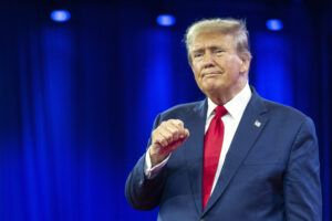 dnc-billboard-attack-ad-to-greet-trump-at-texas-border-–-washington-examiner