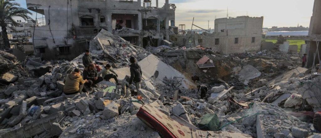 us-drops-first-payload-of-humanitarian-aid-into-gaza