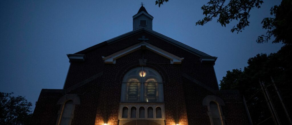 new-spending-bill-would-bar-justice-department-from-targeting-churches