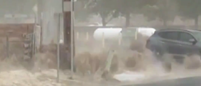 tumbleweeds-take-over-small-town-in-western-worthy-video