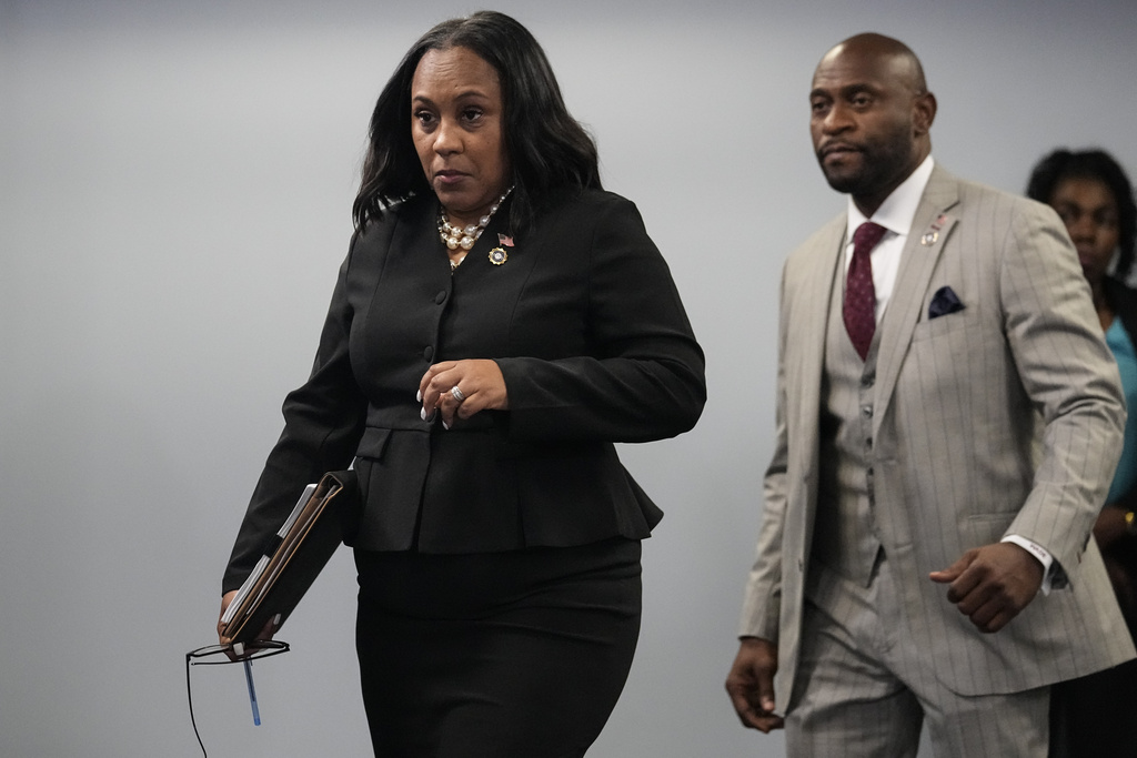 fani-willis-faces-new-claim-on-romance-timing-from-trump-co-defendant-–-washington-examiner