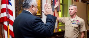 marine-corps’-top-general-returns-to-work-after-heart-attack