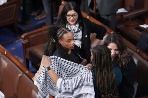 state-of-the-union-2024:-‘squad’-members-don-palestinian-keffiyehs-for-speech-–-washington-examiner