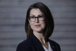 utah’s-lieutenant-governor-gets-heat-online-for-lauding-russian-protest-that-led-to-communism