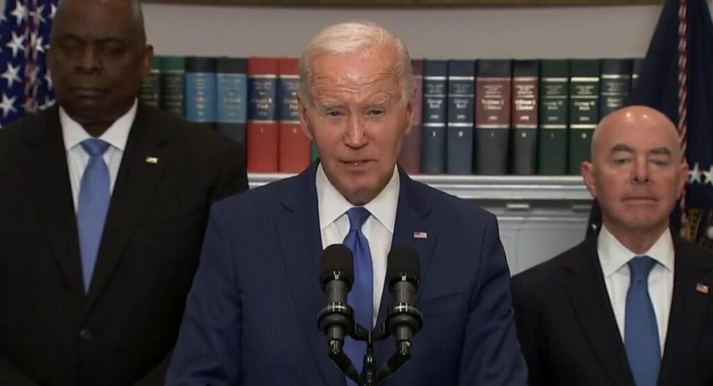 “half-the-house-almost-collapsed!”-–-joe-biden-lies-again-about-his-house-burning-down-during-remarks-on-maui-and-hurricane-idalia-(video)-|-the-gateway-pundit-|-by-cristina-laila