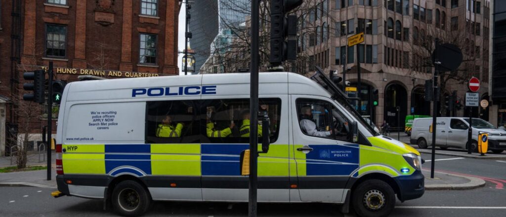 fact-check:-facebook-video-makes-false-claim-about-british-police-allegedly-harassing-christian-preachers