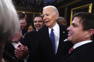 democrats-downplay-hur-testimony-after-declaring-biden-age-concerns-‘debunked’-–-washington-examiner