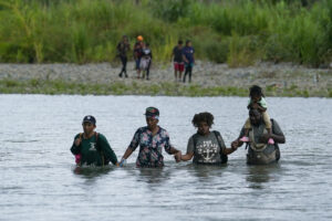 thousands-of-haitians-dumped-in-us,-but-dhs-won’t-say-where-–-washington-examiner