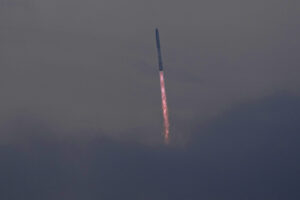 spacex’s-‘starship’-was-‘lost’-on-reentry-after-reaching-space-–-washington-examiner