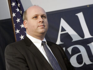 marc-elias-using-‘fringe’-theories-to-sow-2024-chaos:-election-expert-–-washington-examiner