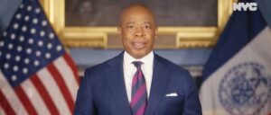 nyc-mayor-announces-decree-to-kick-more-migrants-out-of-city-shelters