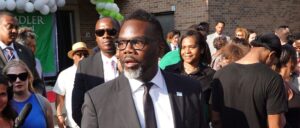 chicago-set-to-start-migrant-shelter-evictions-sunday