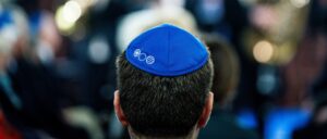 jewish-community-center-and-synagogue-torched-in-arson-incident