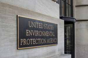 epa-bans-use-of-‘white-asbestos’-linked-to-certain-types-of-cancer-and-death-–-washington-examiner