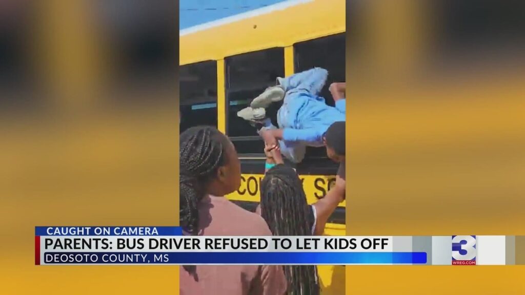 bus-driver-on-leave-after-trapping-children-inside-hot-school-bus-(video)-|-the-gateway-pundit-|-by-david-greyson