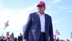 trump-hammered-for-‘vile-and-unhinged-antisemitic-rhetoric’-–-washington-examiner