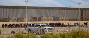 fact-check:-is-law-enforcement-not-allowed-to-arrest-illegal-immigrants?