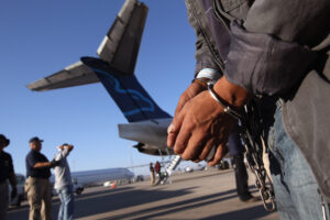 200,000-illegal-immigrants-escaped-deportation-because-of-paperwork-problems-–-washington-examiner