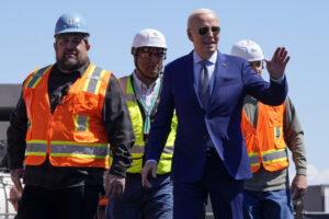 elevated-gas-prices-pose-the-latest-political-problem-for-biden-–-washington-examiner