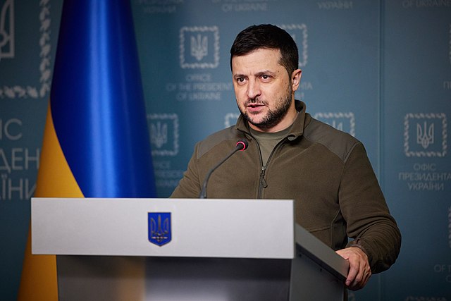 zelensky-to-dismiss-urkaine’s-defense-minister