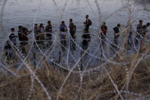 backdoor-for-illegal-migrants-lets-in-more-than-legal-pathway-–-washington-examiner