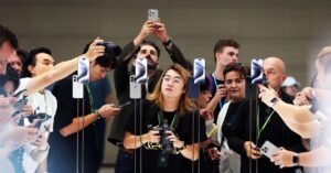 the-case-against-apple-weaponizes-the-cult-of-cupertino