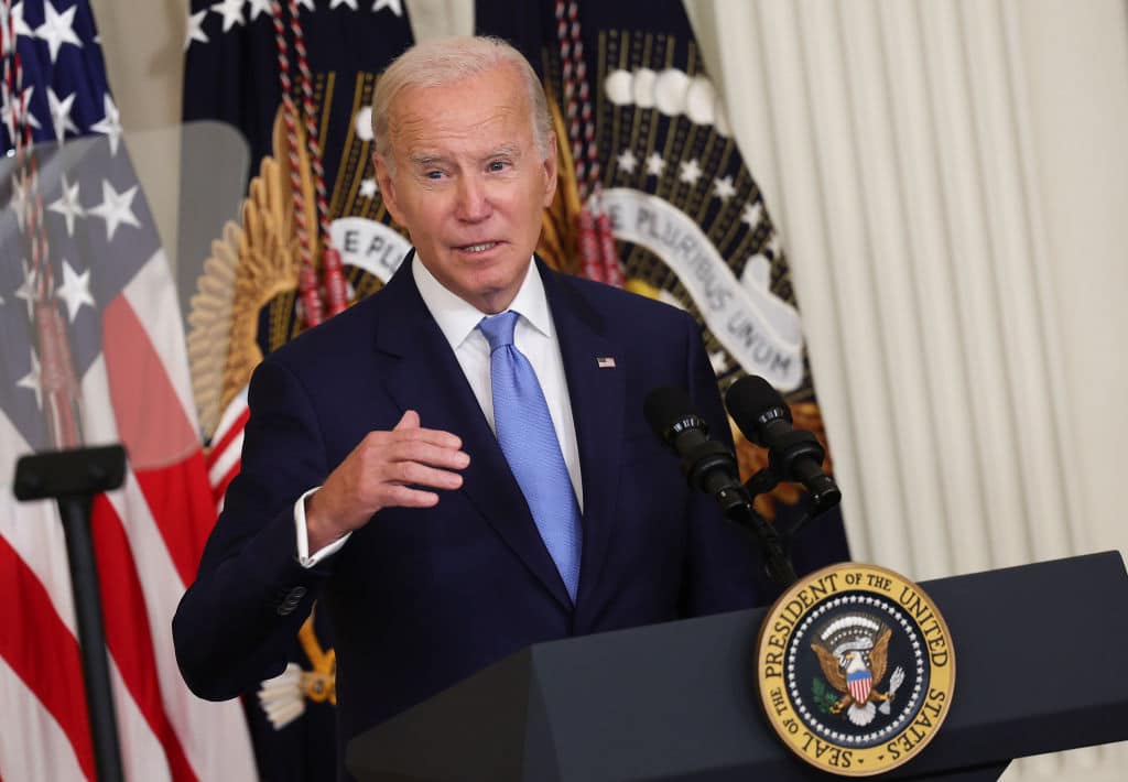 biden-ramps-up-contrasts-with-trump-during-labor-day-speech-in-philadelphia