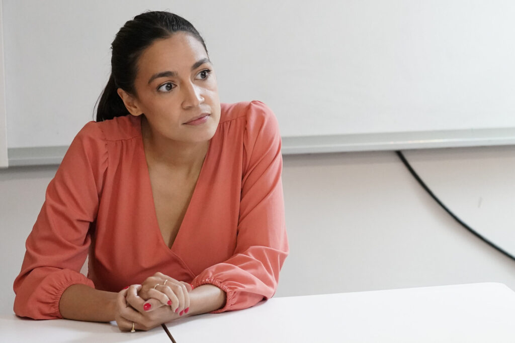 mom-of-4-slams-‘oblivious’-aoc-sharing-inflation-‘propaganda’-clip