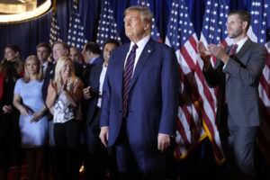donald-trump’s-legal-battles-are-reversing-‘trump-fatigue’:-sarah-bedford-–-washington-examiner