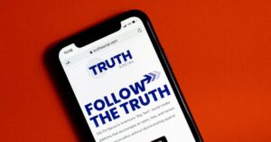 ‘trump-2024-to-the-moon’:-maga-fans-go-all-in-on-truth-social-stock