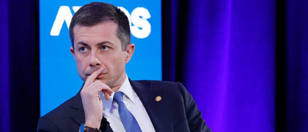 after-whiffing-on-other-disasters,-buttigieg-rushes-to-bridge-collapse