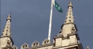 britain-conquered?-pakistani-flag-flown-from-westminster-abbey…-during-holy-week!