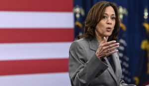 kamala-harris-launches-‘day-of-action’-to-boost-student-loans-program-–-washington-examiner