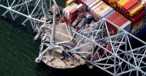 online-conspiracies-about-the-baltimore-bridge-collapse-are-out-of-control