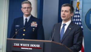 pete-buttigieg-faces-fresh-leadership-test-with-baltimore-bridge-collapse-–-washington-examiner