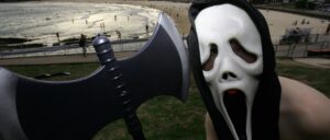 man-wearing-‘scream’-mask,-wielding-chainsaw-allegedly-kills-neighbor
