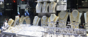 robbers-allegedly-steal-$1-million-worth-of-jewelry-after-breaching-new-jersey-store-wall