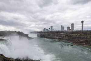 niagara-falls-under-state-of-emergency-amid-solar-eclipse-–-washington-examiner