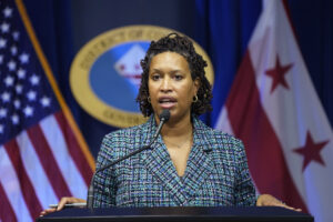dc-mayor-plans-to-reduce-student-absenteeism-but-won’t-‘punish-parents-per-se’-–-washington-examiner