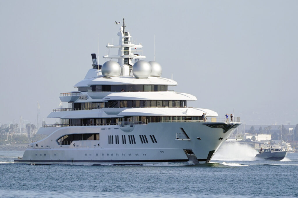 inside-the-secretive-world-of-superyachts