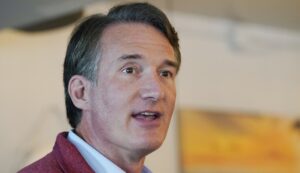 youngkin-signs-into-law-hate-crime-bills-aimed-at-curbing-antisemitism-–-washington-examiner