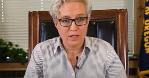 oregon’s-democrat-governor-signs-bill-recriminalizing-hard-drugs-after-record-overdose-deaths