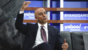 key-fed-official-raises-possibility-that-interest-rates-won’t-be-cut-in-2024-–-washington-examiner