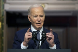 biden-heads-off-bridge-collapse-scrutiny-with-trip-to-baltimore-–-washington-examiner