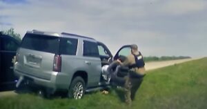national-guard-member-arrested-for-smuggling-illegal-immigrant-across-border-(video)